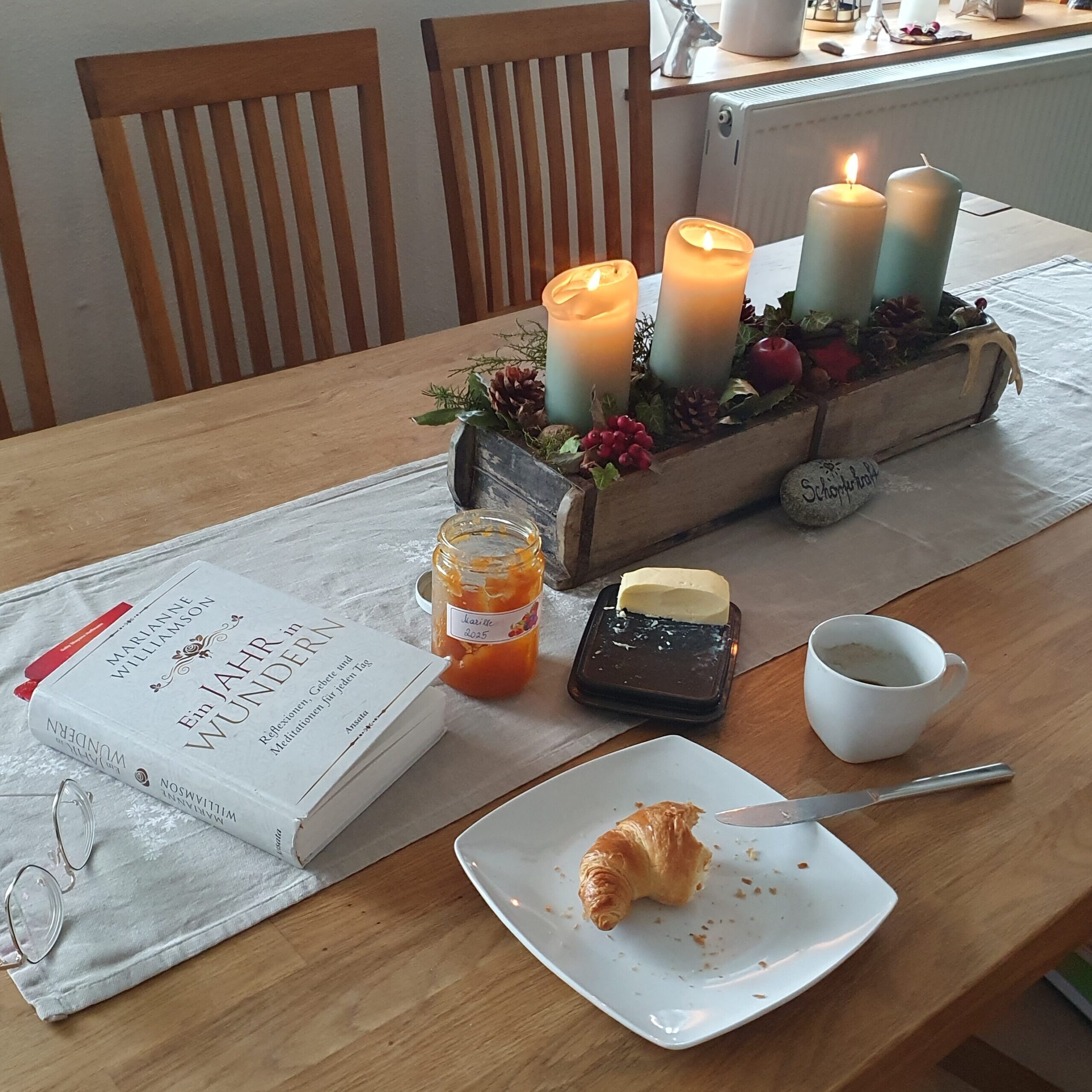 3. Advent_neu_2025